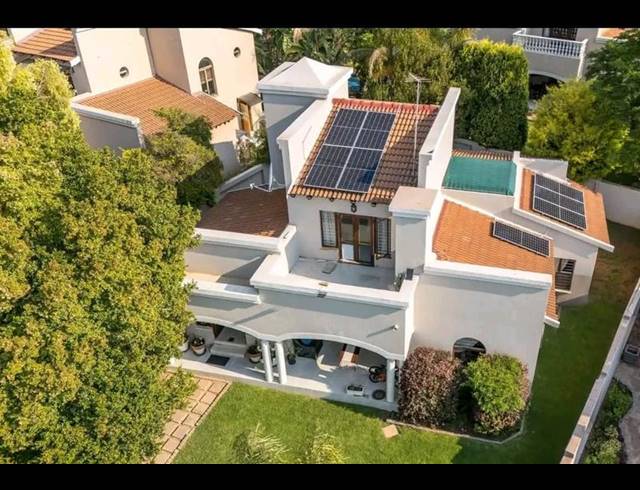 3 BEDROOM HOUSE FOR SALE IN NORTHCLIFF